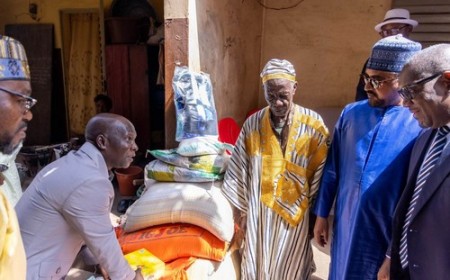 Mois de la solidarité : Mossa Ag Attaher au chevet des migrants de retour et des communautés africaines au Mali