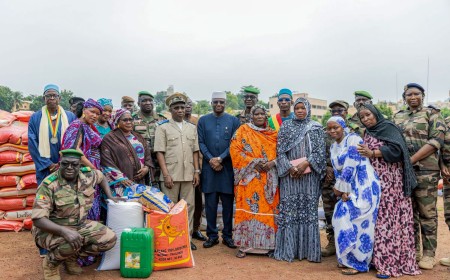 Solidarité nationale : 400 veuves de militaires reçoivent des kits alimentaires à Bamako et Kati