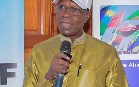 Dr. Abdoul Latif Aïdara sur le 1er anniversaire de la résolution 2797 du conseil de sécurité : "La Résolution 2797 demande aux parties de participer aux discussions sans conditions préalables et sur la base du plan d'autonomie proposé par le Maroc"