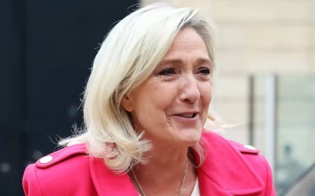 Etats-Unis: «Je pense qu'elle a été mal traitée» - Donald Trump fait l’éloge de Marine Le Pen