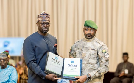 Mali : l’OCLEI remet ses rapports 2021 et 2024 à Assimi Goïta et appelle à renforcer la lutte contre l’enrichissement illicite