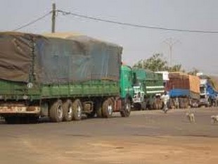 Port d’Abidjan : Les procédures douanières empêchent le retour des opérateurs économiques maliens