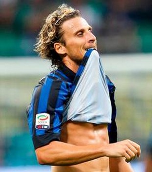 Inter Milan : Diego Forlan, Je suis prêt à marquer encore
