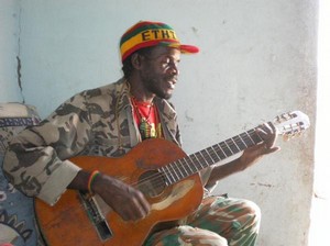 Reggae: Aziz Wonder is back