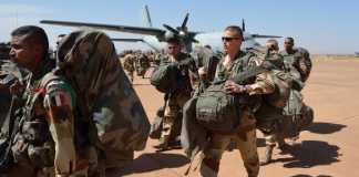 Troupes françaises venues en renfort pour l'opération Serval (AFP)