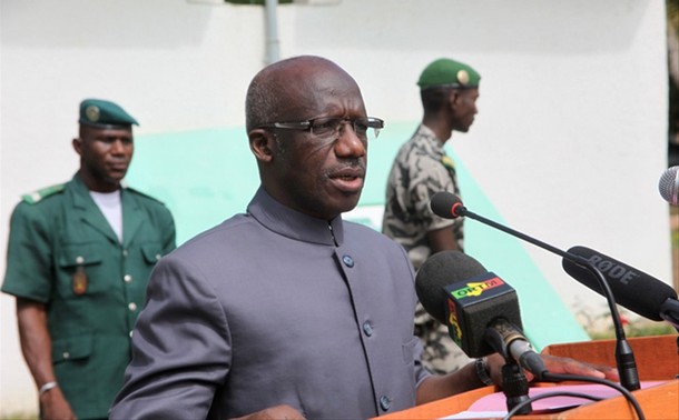 L’Ancien ministre de la Défense, le Général Yamoussa Camara s’adresse au Président IBK :  « Depuis, je vis l’arbitraire du ni … ni : ni jugé, ni innocenté. »