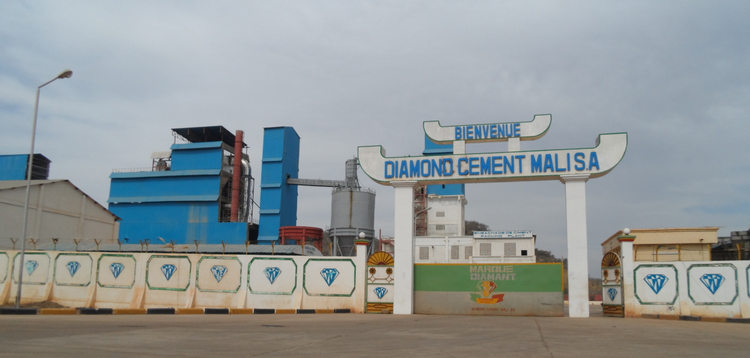 Malgré l’existence de deux usines de fabrication de ciment : Le coût de la tonne de ciment est hors de portée des consommateurs