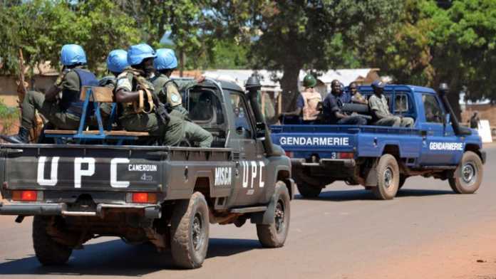 Un casque bleu tué en Centrafrique, l’ONU prévoit des renforts