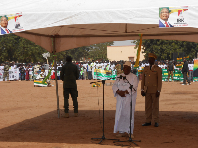 IBK-Baraouéli5 L'acceuil du président IBK à Baraouéli lors de sa première journée de visite dans la région de Ségou