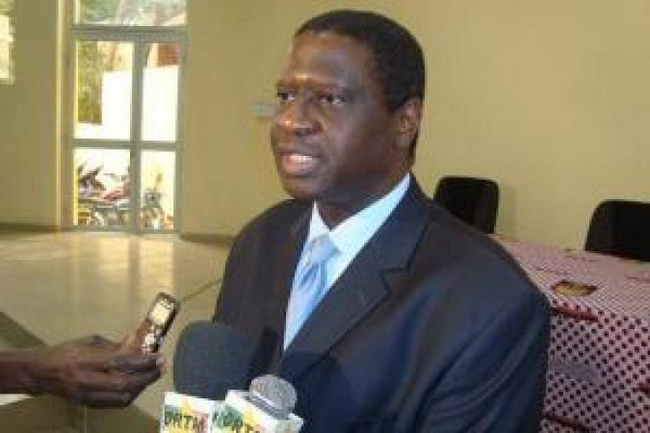 Les réactions :  Au CNID: Refus de participer au gouvernement…