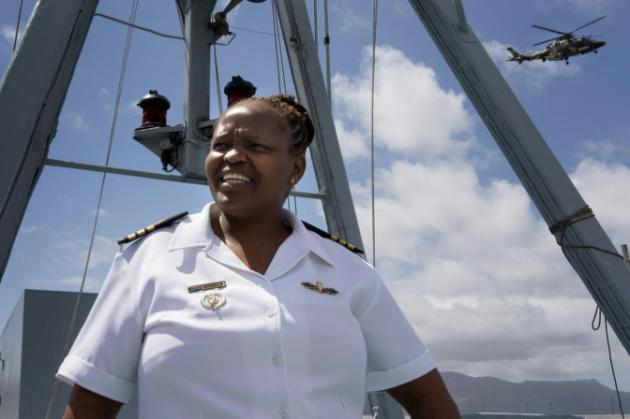 En Afrique du Sud, la première femme noire à la tête d'un navire militaire veut faire des émules