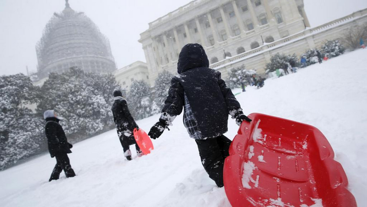 La tempête de neige paralyse le nord-est des Etats-Unis