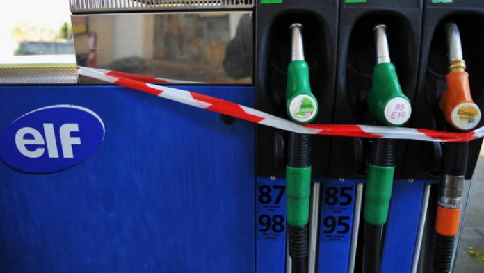 pompe Guinée: la population réclame la baisse du prix de l'essence