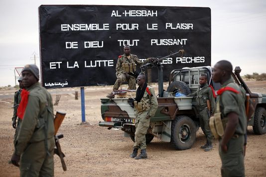 Un convoi militaire malien qui se déplaçait en direction de Gao a sauté sur une mine hier soir