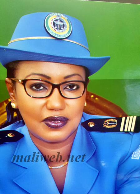 Aéroport Modibo Kéita  Sénou :  Saisie de fausses vignettes auto d'une valeur de plus de 623 millions FCFA
