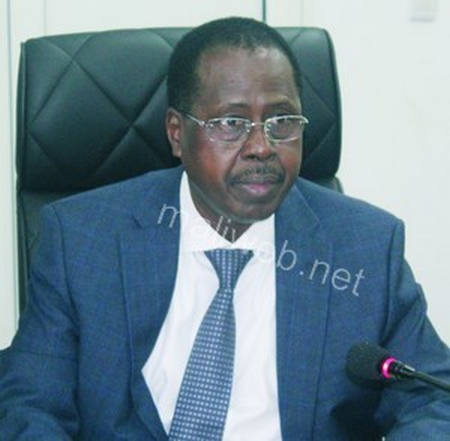 Le ministre Boubou Cissé sur la reconduction de Babaly Ba à la tête de la BMS :  « Le Directeur Général actuel, mémoire institutionnelle de la BMS, devra continuer le travail remarquable et important qu’il a déjà commencé... »