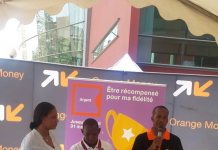 Tombola orange money de la semaine : Les heureux gagnants reçoivent publiquement leurs lots
