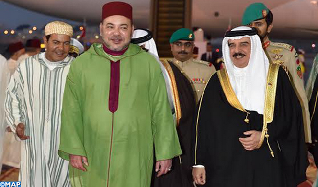 Mohammed VI en visite de travail et de fraternité à  Bahreïn :  Un accueil digne d'un Roi
