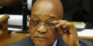 Afrique du Sud: devant un Parlement clairsemé, Zuma déplore la cacophonie