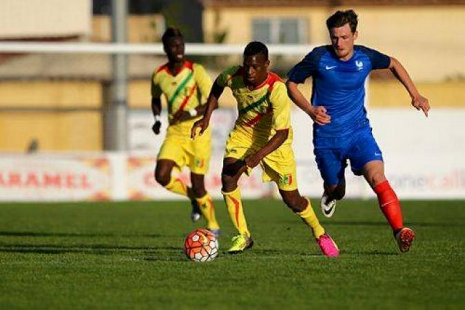 Tournoi Toulon : réduit à dix, le Mali s’incline face à la France (1-2)