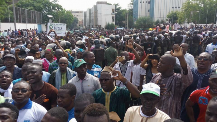 Bamako : De milliers de manifestants dans la rue pour dire 