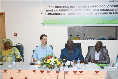 Adaptation aux effets du changement climatique : Partage d'expériences entre les acteurs pour accélérer le développement socio-économique des petits producteurs