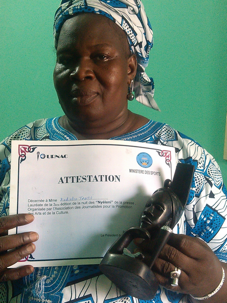 Reconnaissance du mérite à la Radio Fr3 :  Le Trophée Nyéléni décerné à Mme Kadiatou Traoré