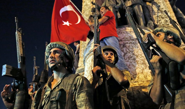 Qui est l'auteur du coup d’État manqué : les failles de la théorie accusant le mouvement Gülen