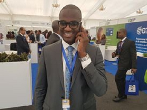 Lamine Seydou Traore, directeur général adjoint d’Orange-Mali, au salon de la monétique de Dakar : « La cessation de la circulation du cash permettra de mieux lutter contre le blanchiment des capitaux et de lutter contre le financement du terrorisme. »