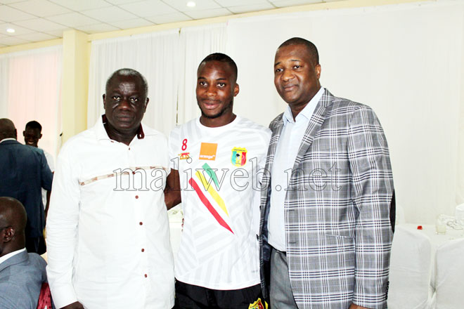 Reconnaissance solennelle envers un de ses membres nomme ambassadeur du mali aux Emirats arabes Unis :  La Fémafoot rend un vibrant hommage à Kolon pour services rendus au football malien