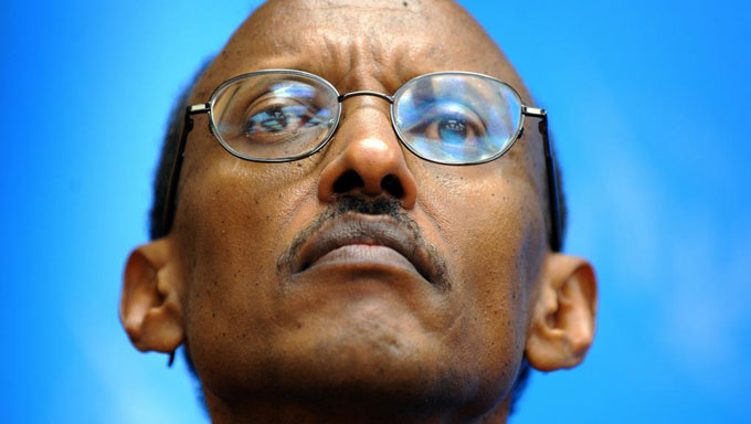L'opération de charme de Paul Kagame à l'adresse de l'Afrique francophone