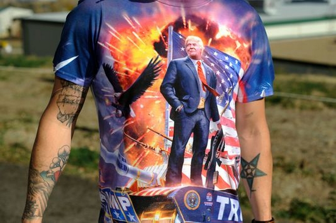 william-peterson-un-supporteur-du-candidat-trump Pour les supporteurs de Trump, le retour de l’affaire des e-mails est un cadeau « incroyable »