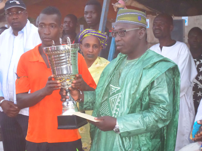 Finale Coupe  CODEM à Magnambougou : Le Sporting remporte le trophée