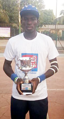 17eme édition du circuit international Prize Money de tennis :  Meda Joël du Burkina-Faso remporte le trophée avec une somme de 400 000 Fcfa