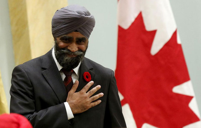 Crise malienne: Le ministre canadien de la Défense au Mali  avant l'envoi de Casques bleus