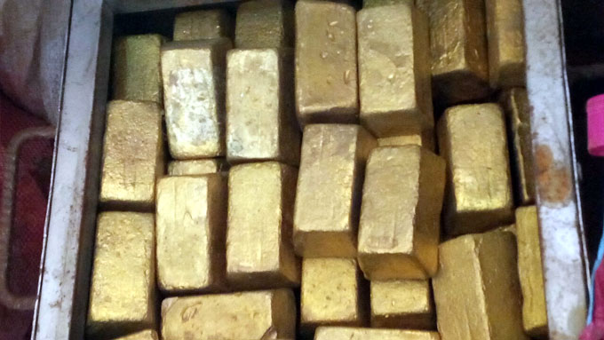 Un grand coup de filet du commissariat du 13eme arrondissement : Démantèlement d’un réseau international de trafic de faux or   Des munitions destinées à un civil à Niono saisies sur un militaire de l'armée de l'air