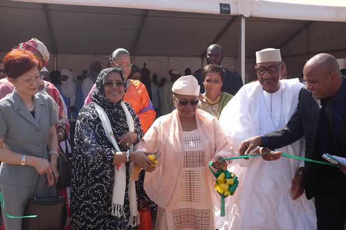 Sommet Afrique-France :  Un village artisanal s'installe au Palais de la Culture