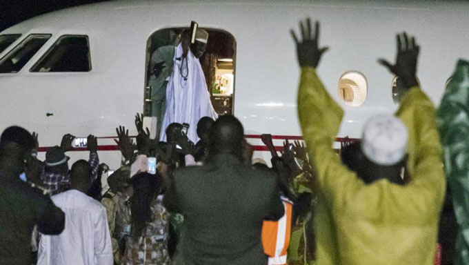 Afric’ actu : Quand la médiation  devient  plus efficace que les menaces militaires en Gambie