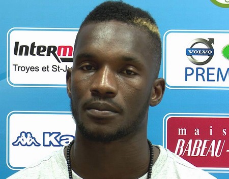 Nouvelles de nos expatries : Adama Niane, la pépite de Yeleen Olympique sur orbite