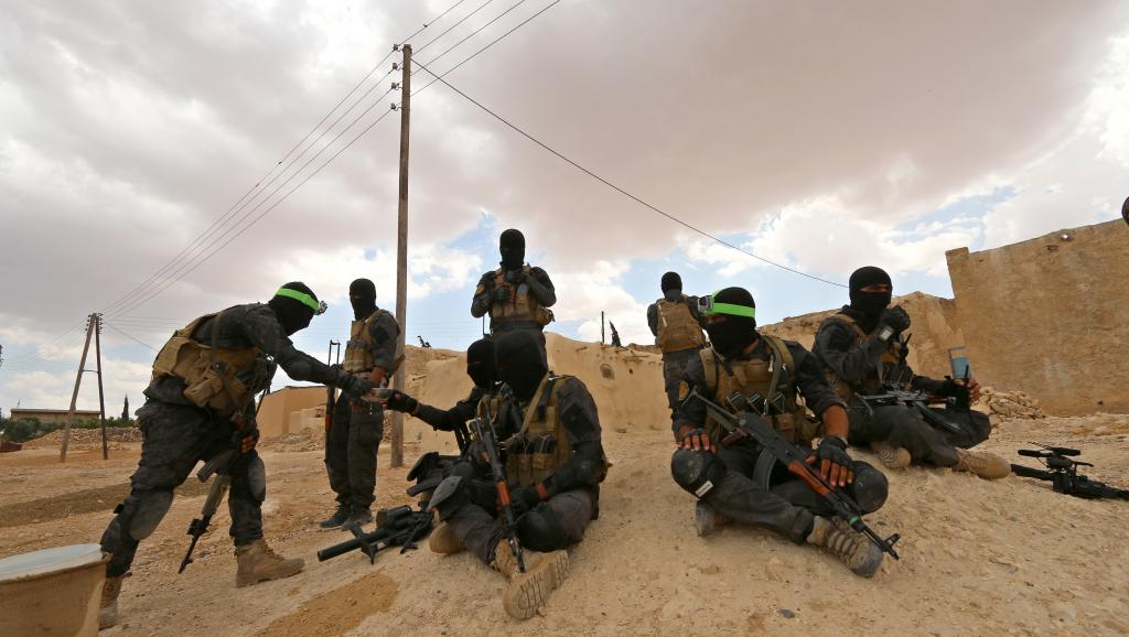 Syrie: Washington livre des véhicules blindés aux FDS, du jamais-vu