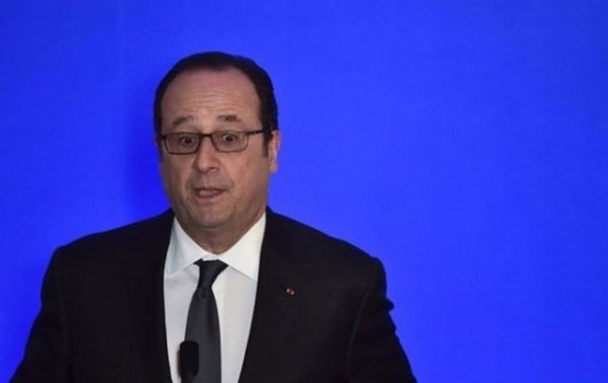 VIDEO. Coup de feu en plein discours de François Hollande, deux blessés : ce qu'on sait