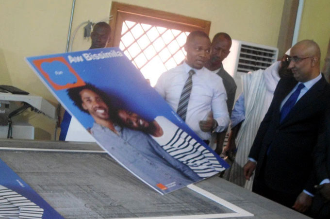 Le ministre Mohamed Ali Ag Ibrahim lors de sa visite à Flexart:  "Je suis le premier agent commercial des unités industrielles"