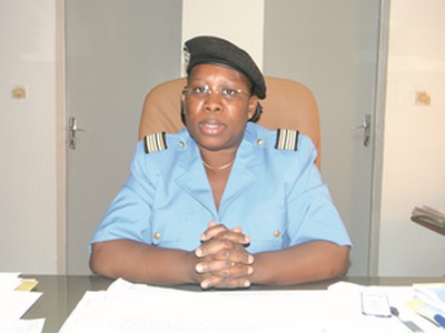 Mme Diakite Saran Diakite, Inspecteur des Douanes, Chef Bureau Bamako Fer   « Les femmes ne doivent pas  faire du genre un outil d’acquisition de postes…