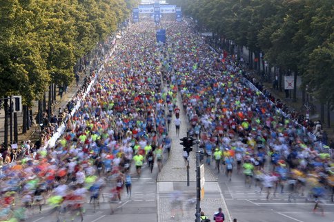 A 70 ans, elle court 7 marathons en 7 jours !