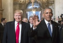 Les présidents américains Donald Trump et Barack Obama lors de l'investiture du premier, le 20 janvier 2017. - J. Scott Applewhite/NEWSCOM/SIPA