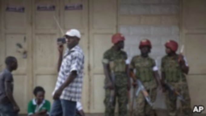 Le porte parole de la police ougandaise abattu devant sa maison