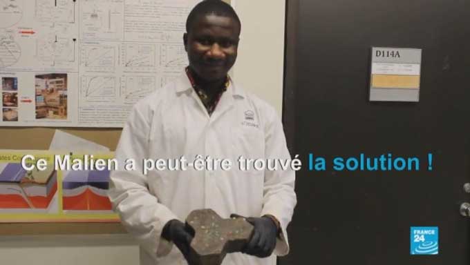 Un jeune Malien met au point un béton écolo