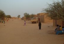 Mali: la CMA et la Plateforme signent un accord sur la gestion d’Aguelhok Mali: la lapidation d'un couple non-marié n'a en réalité pas eu lieu