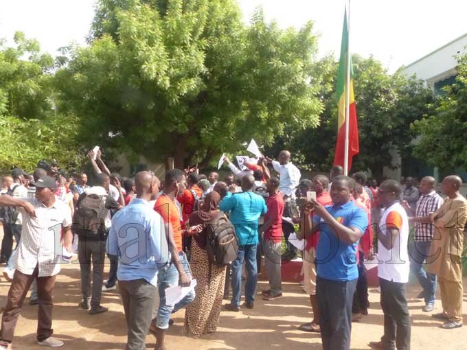 Contre le projet de révision constitutionnelle : la plateforme’’ AN TE SON, A BANA ! ‘’ Créée, une grande mobilisation prévue le 17 juin