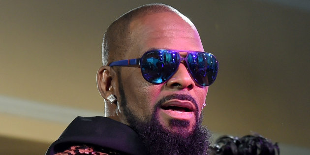 R. Kelly dément maintenir des femmes en esclavage